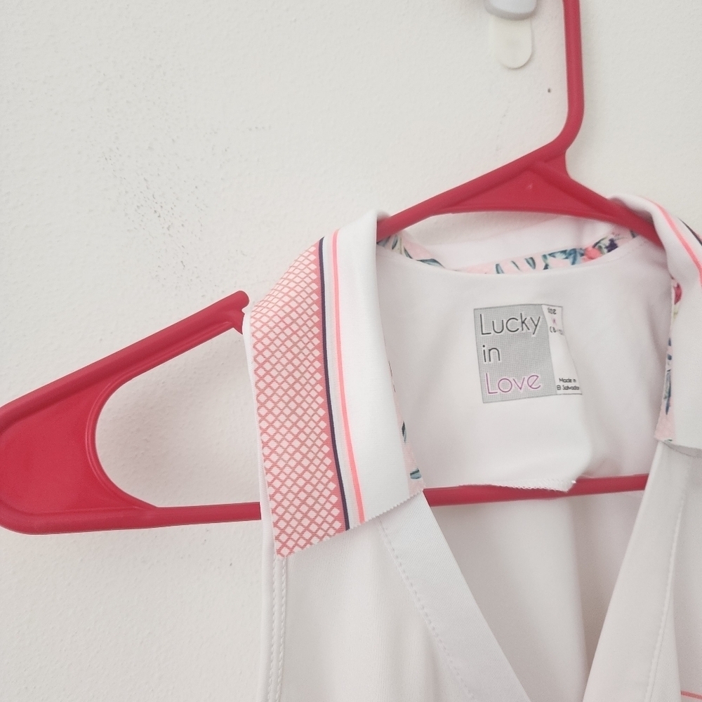 Lucky in Love Sleeveless Collared Tennis / Golf top Size Medium - Picture 6 of 11